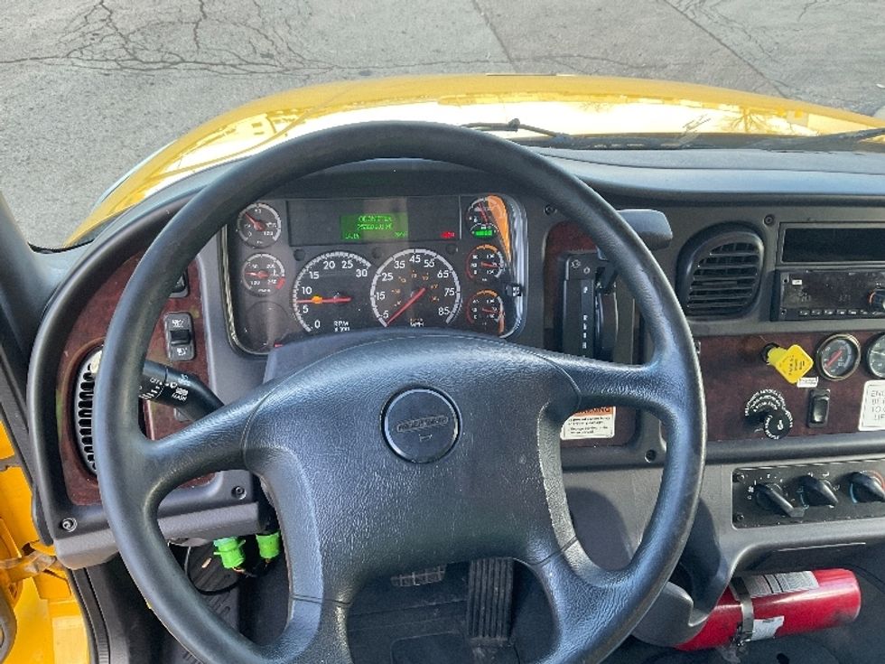 Medium Duty Box Truck-Light and Medium Duty Trucks-Freightliner-2019-M2-Kansas City-MO-253,878\n\t\tmiles-$ 37,000 - Image 17