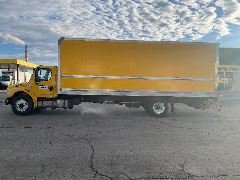 Medium Duty Box Truck-Light and Medium Duty Trucks-Freightliner-2019-M2-Kansas City-MO-253,878\n\t\tmiles-$ 37,000 - Image 4