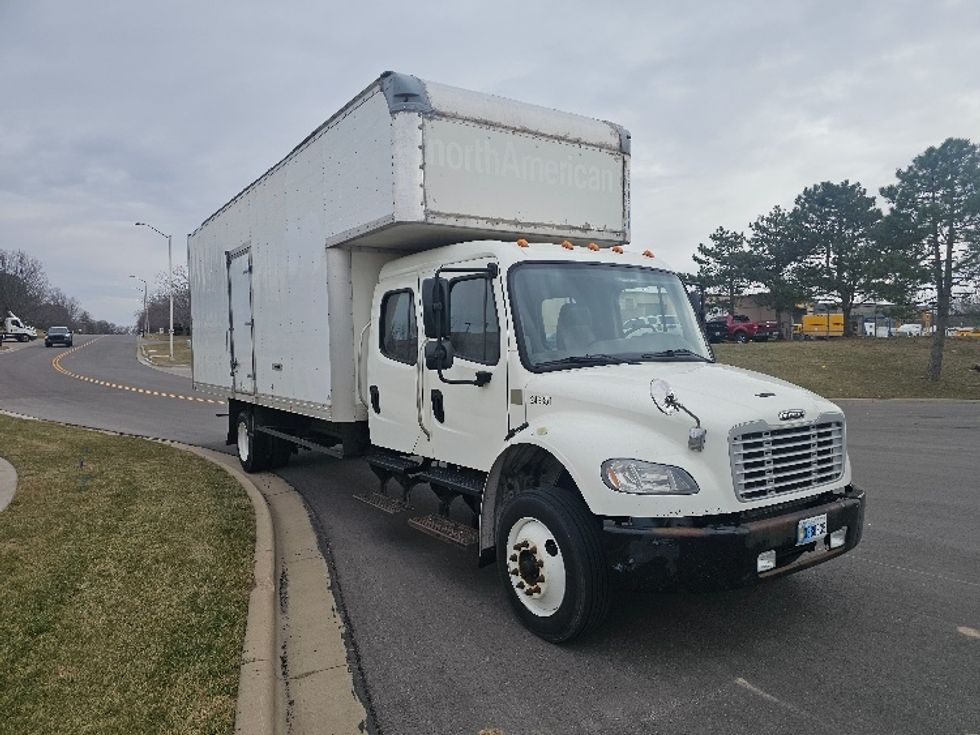 Medium Duty Box Truck-Light and Medium Duty Trucks-Freightliner-2019-M2-Kansas City-MO-311,100\n\t\tmiles-$ 38,500 - Image 1