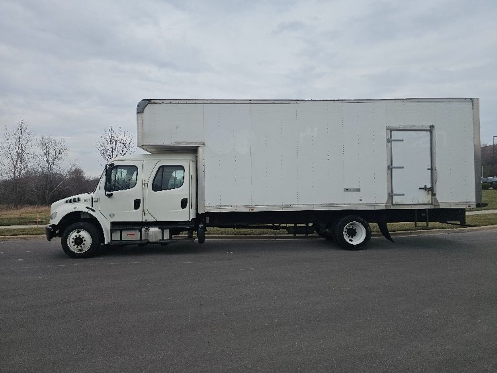 Medium Duty Box Truck-Light and Medium Duty Trucks-Freightliner-2019-M2-Kansas City-MO-311,100\n\t\tmiles-$ 38,500 - Image 4