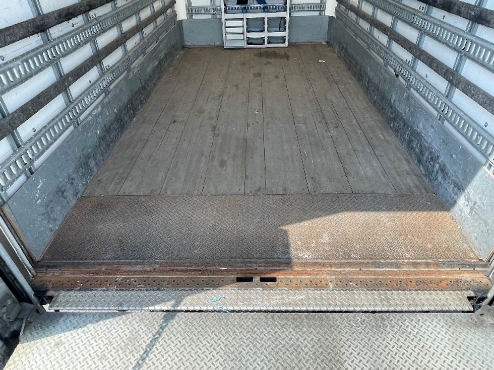 Medium Duty Box Truck-Light and Medium Duty Trucks-Freightliner-2019-M2-Kansas City-MO-61,944\n\t\tmiles-$ 50,500 - Image 10