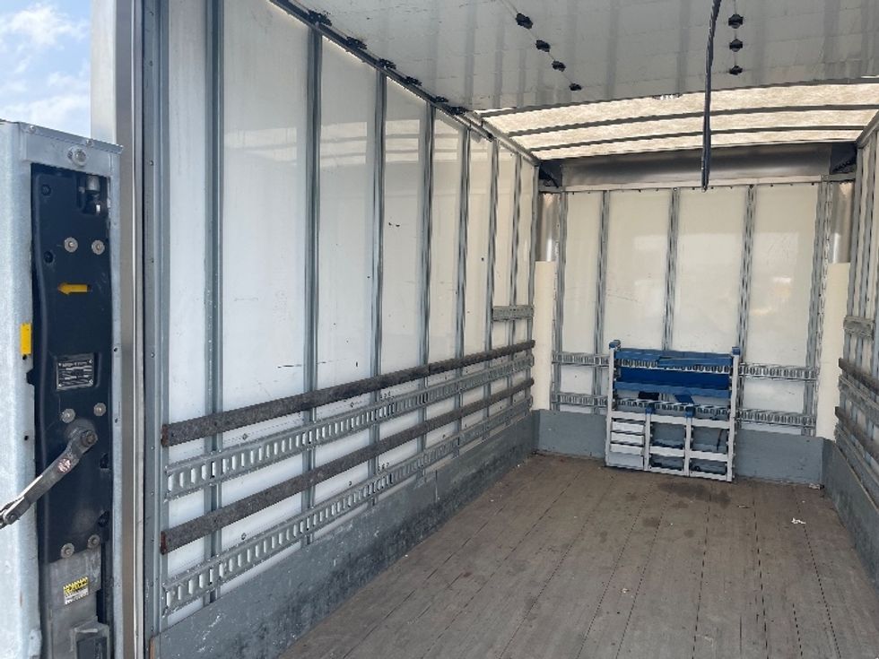 Medium Duty Box Truck-Light and Medium Duty Trucks-Freightliner-2019-M2-Kansas City-MO-61,944\n\t\tmiles-$ 50,500 - Image 11
