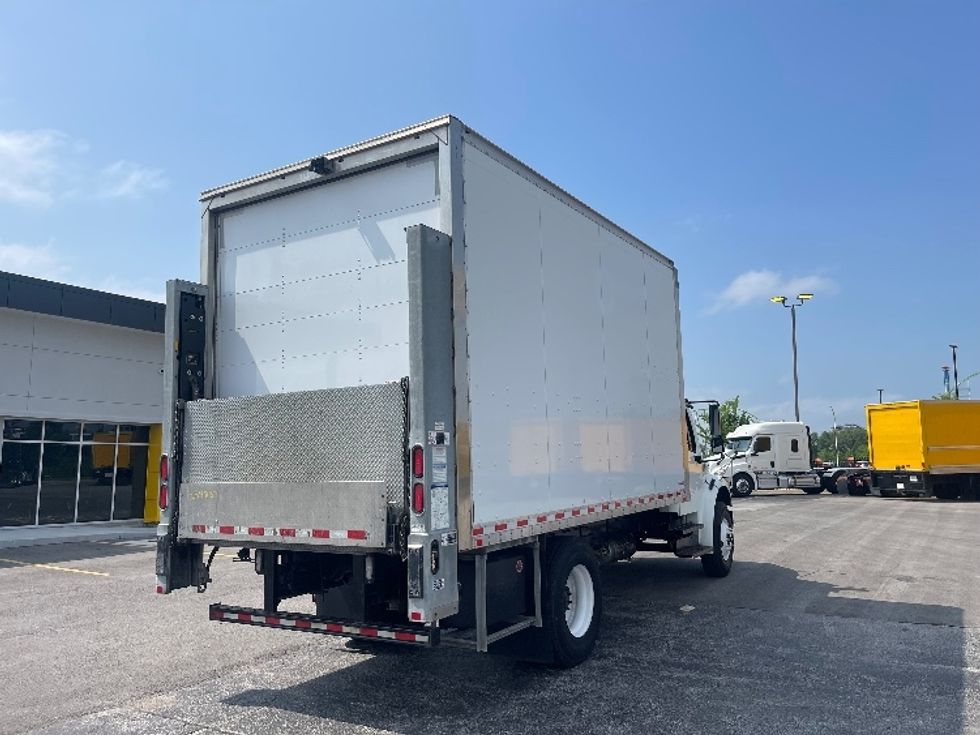 Medium Duty Box Truck-Light and Medium Duty Trucks-Freightliner-2019-M2-Kansas City-MO-61,944\n\t\tmiles-$ 50,500 - Image 13
