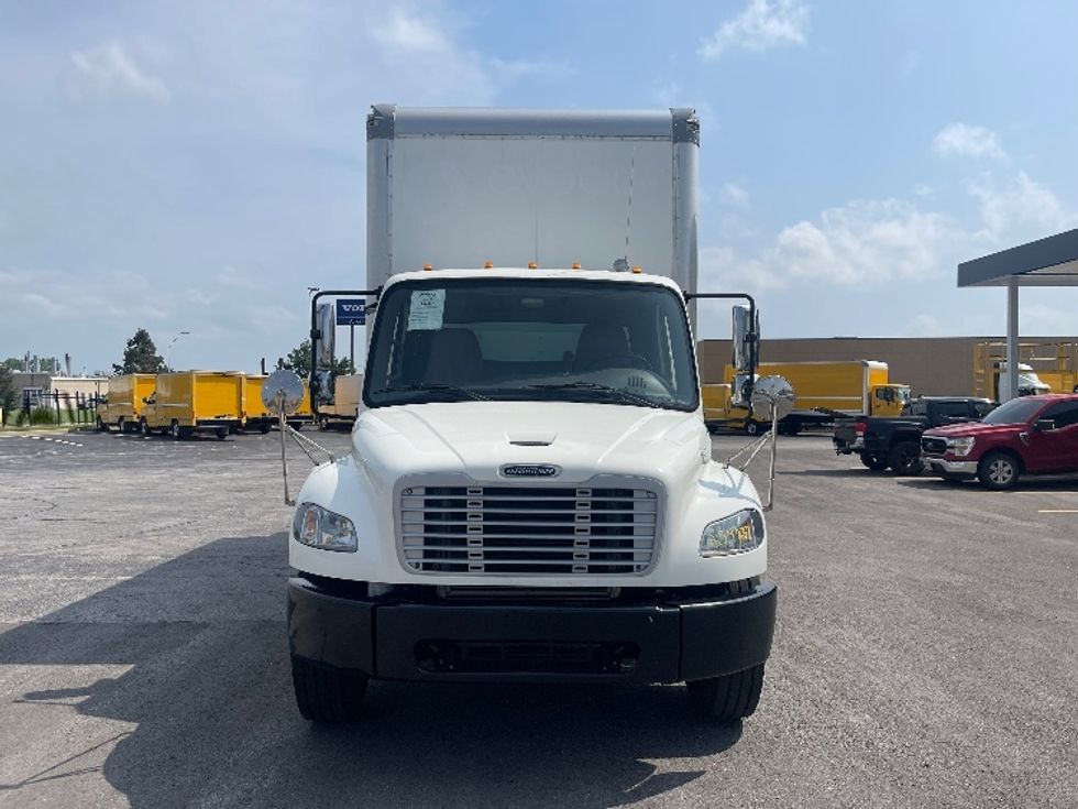 Medium Duty Box Truck-Light and Medium Duty Trucks-Freightliner-2019-M2-Kansas City-MO-61,944\n\t\tmiles-$ 50,500 - Image 2