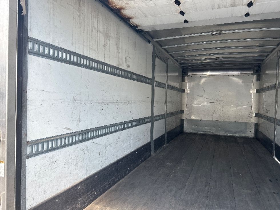 Medium Duty Box Truck-Light and Medium Duty Trucks-Freightliner-2019-M2-Kearny-NJ-189,806\n\t\tmiles-$ 43,250 - Image 11