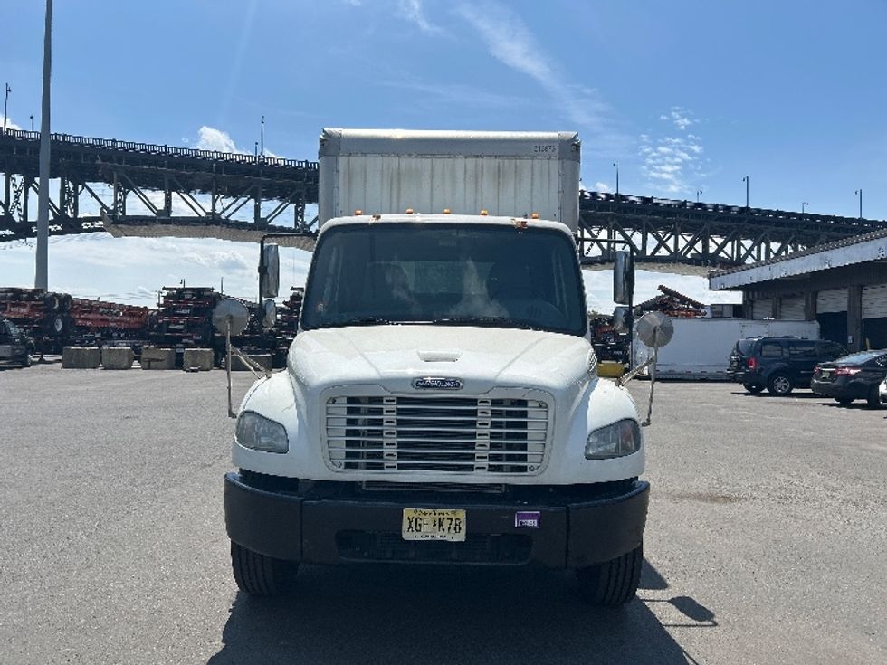 Medium Duty Box Truck-Light and Medium Duty Trucks-Freightliner-2019-M2-Kearny-NJ-189,806\n\t\tmiles-$ 43,250 - Image 2