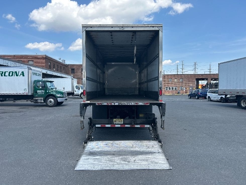 Medium Duty Box Truck-Light and Medium Duty Trucks-Freightliner-2019-M2-Kearny-NJ-189,806\n\t\tmiles-$ 43,250 - Image 9