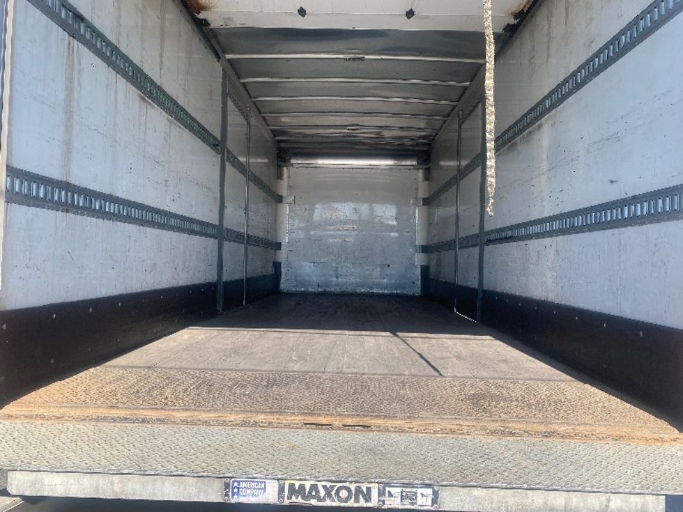 Medium Duty Box Truck-Light and Medium Duty Trucks-Freightliner-2019-M2-Kearny-NJ-196,347\n\t\tmiles-$ 41,500 - Image 10