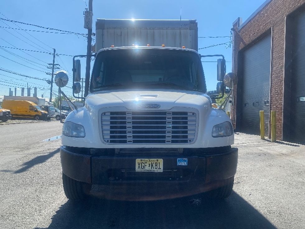 Medium Duty Box Truck-Light and Medium Duty Trucks-Freightliner-2019-M2-Kearny-NJ-196,347\n\t\tmiles-$ 41,500 - Image 2