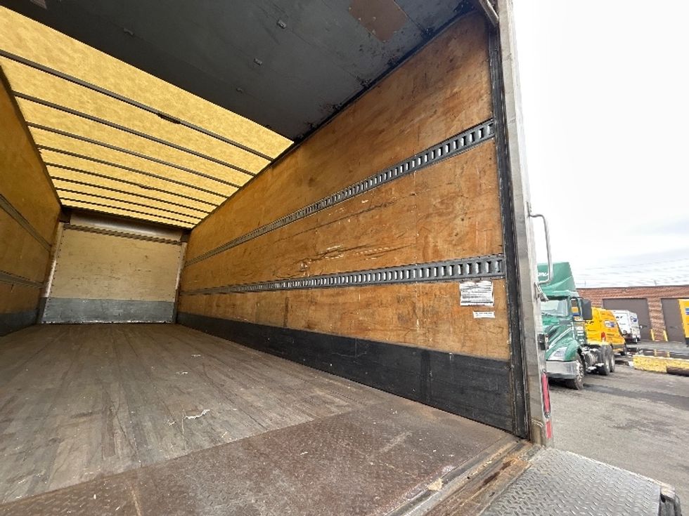 Medium Duty Box Truck-Light and Medium Duty Trucks-Freightliner-2019-M2-Kearny-NJ-221,212\n\t\tmiles-$ 34,750 - Image 12