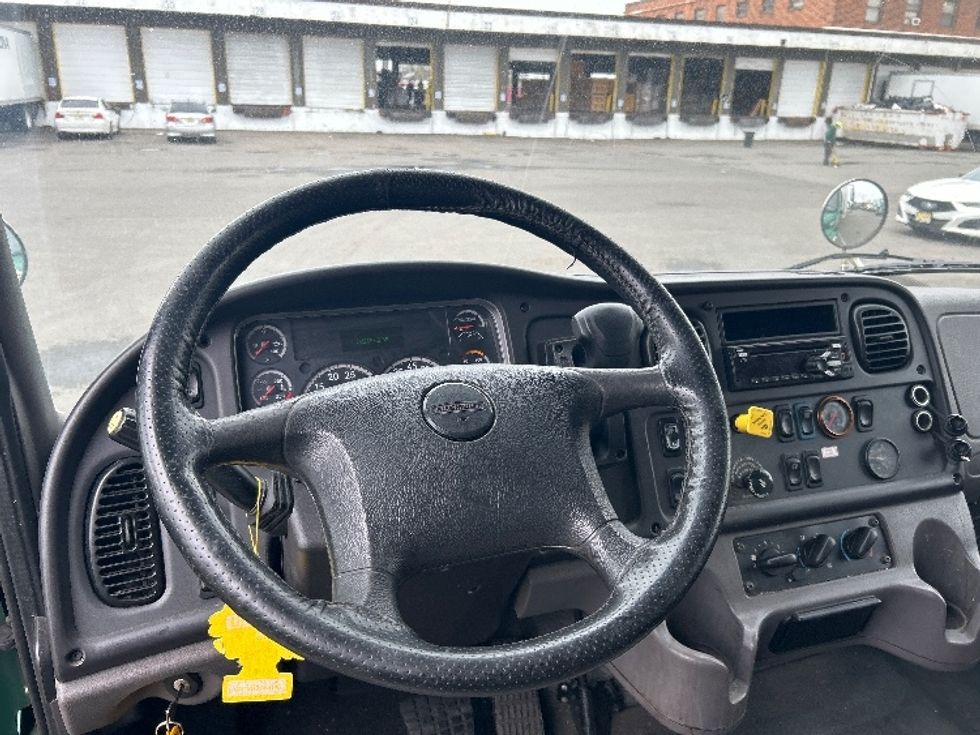 Medium Duty Box Truck-Light and Medium Duty Trucks-Freightliner-2019-M2-Kearny-NJ-221,212\n\t\tmiles-$ 34,750 - Image 17