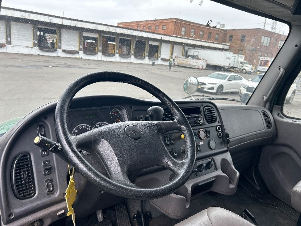 Medium Duty Box Truck-Light and Medium Duty Trucks-Freightliner-2019-M2-Kearny-NJ-221,212\n\t\tmiles-$ 34,750 - Image 18