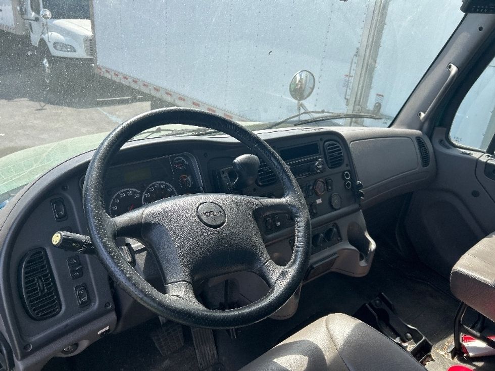 Medium Duty Box Truck-Light and Medium Duty Trucks-Freightliner-2019-M2-Kearny-NJ-449,229\n\t\tmiles-$ 20,000 - Image 18