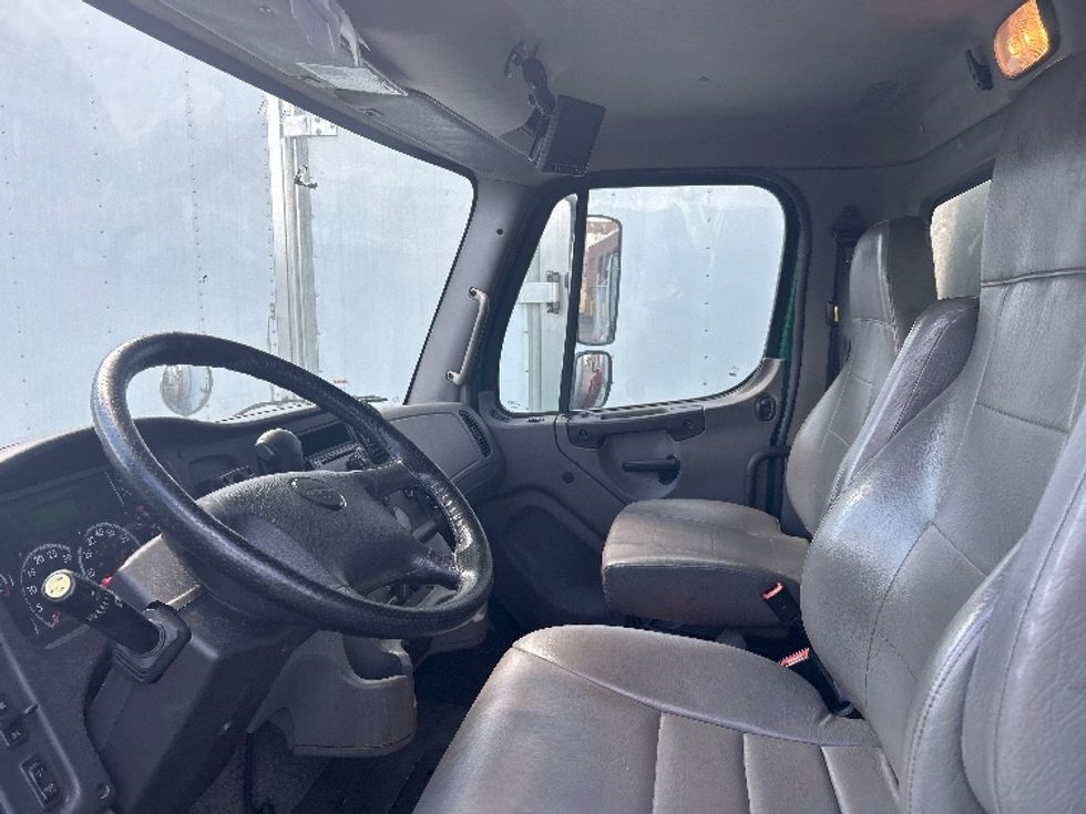 Medium Duty Box Truck-Light and Medium Duty Trucks-Freightliner-2019-M2-Kearny-NJ-449,229\n\t\tmiles-$ 20,000 - Image 19