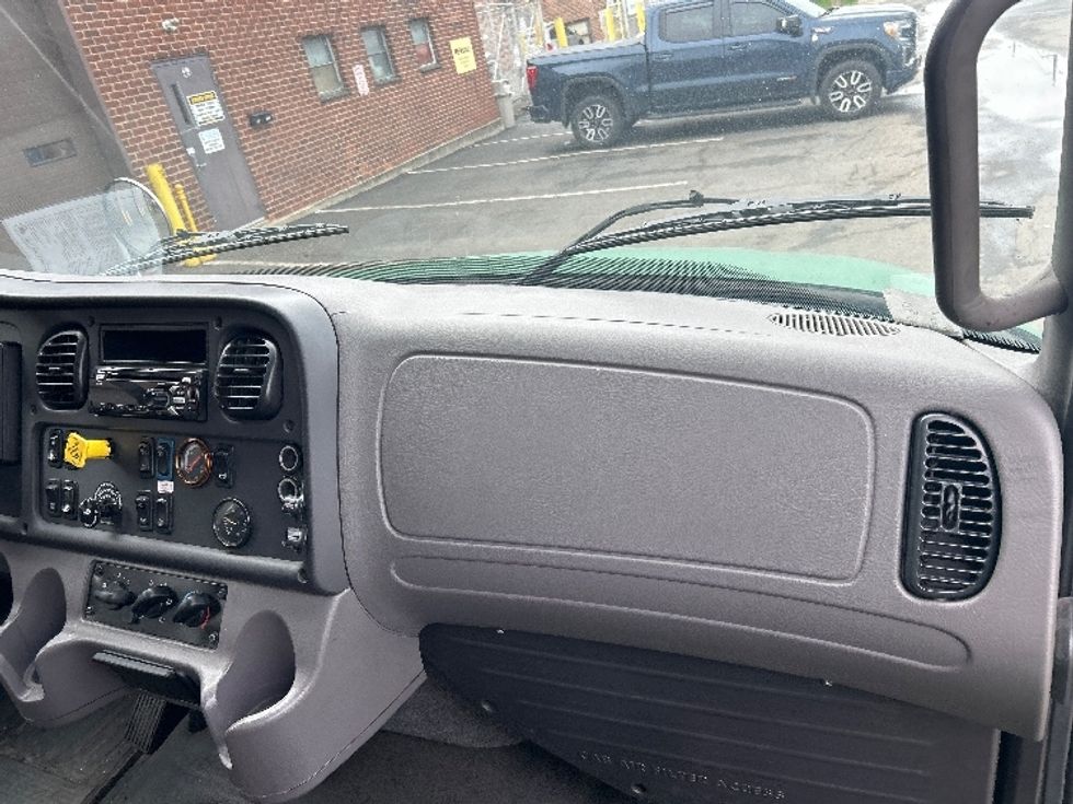 Medium Duty Box Truck-Light and Medium Duty Trucks-Freightliner-2019-M2-Kearny-NJ-449,229\n\t\tmiles-$ 20,000 - Image 21