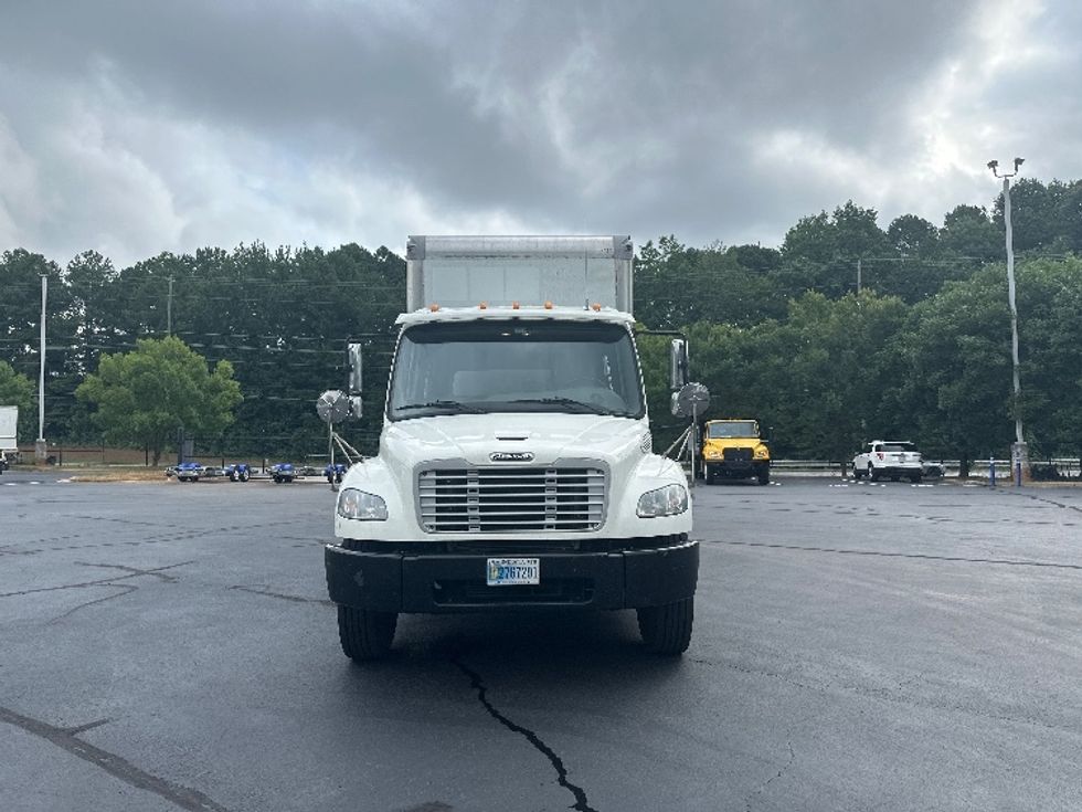 Medium Duty Box Truck-Light and Medium Duty Trucks-Freightliner-2019-M2-Kennesaw-GA-126,826\n\t\tmiles-$ 69,750 - Image 2