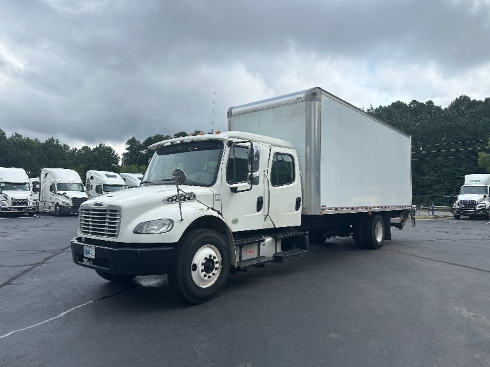 Medium Duty Box Truck-Light and Medium Duty Trucks-Freightliner-2019-M2-Kennesaw-GA-126,826\n\t\tmiles-$ 69,750 - Image 3