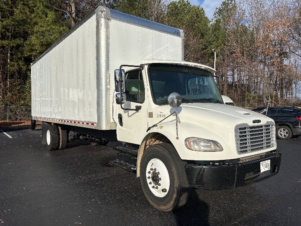 Medium Duty Box Truck-Light and Medium Duty Trucks-Freightliner-2019-M2-Kennesaw-GA-242,326\n\t\tmiles-$ 40,250 - Image 1