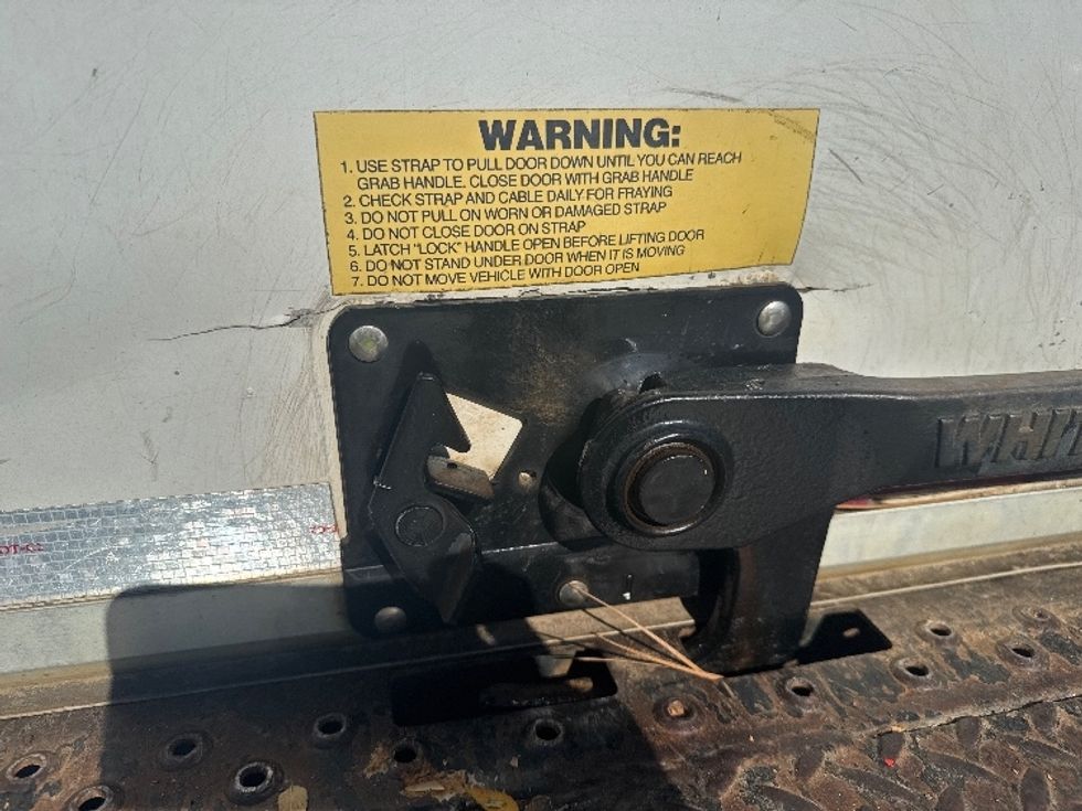 Medium Duty Box Truck-Light and Medium Duty Trucks-Freightliner-2019-M2-Kennesaw-GA-242,326\n\t\tmiles-$ 40,250 - Image 26