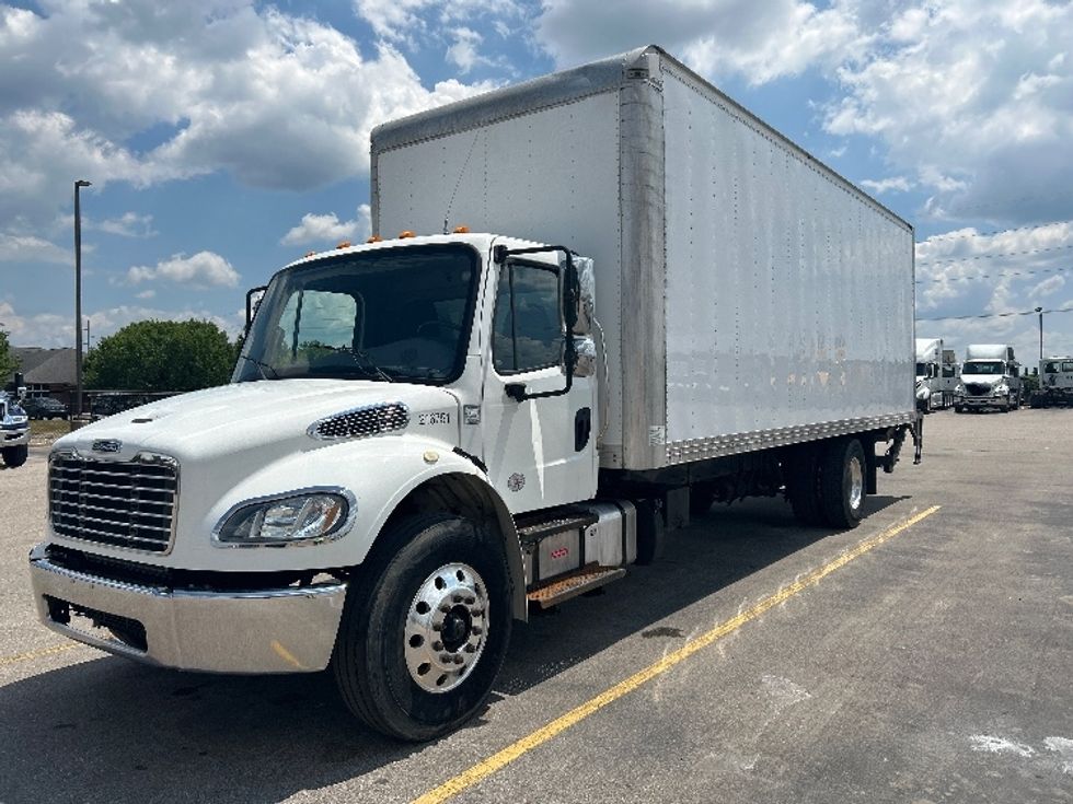Medium Duty Box Truck-Light and Medium Duty Trucks-Freightliner-2019-M2-Kentwood-MI-118,042\n\t\tmiles-$ 57,750 - Image 3