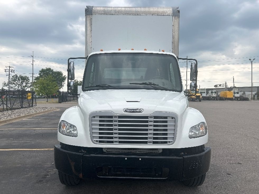 Medium Duty Box Truck-Light and Medium Duty Trucks-Freightliner-2019-M2-Kentwood-MI-96,637\n\t\tmiles-$ 59,250 - Image 2