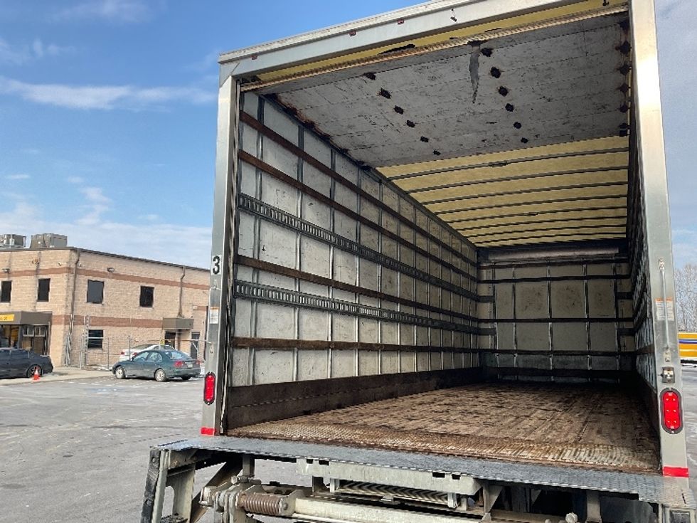 Medium Duty Box Truck-Light and Medium Duty Trucks-Freightliner-2019-M2-King Of Prussia-PA-115,183\n\t\tmiles-$ 57,500 - Image 11