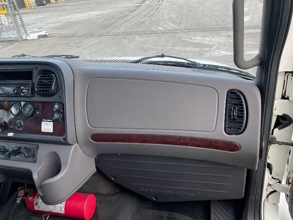 Medium Duty Box Truck-Light and Medium Duty Trucks-Freightliner-2019-M2-King Of Prussia-PA-115,183\n\t\tmiles-$ 57,500 - Image 21