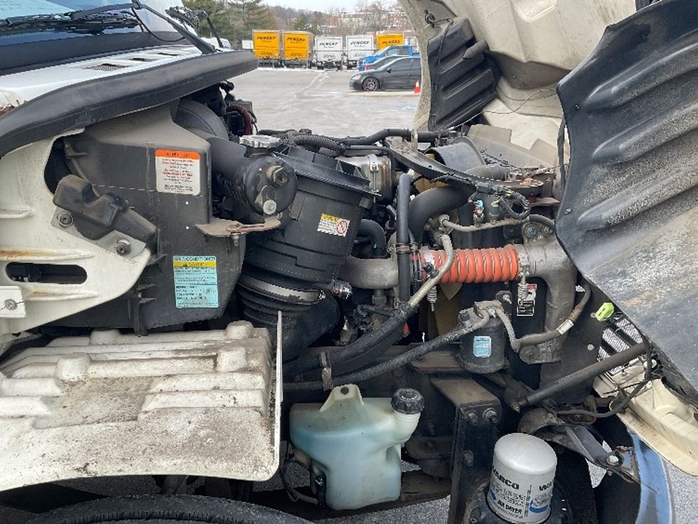 Medium Duty Box Truck-Light and Medium Duty Trucks-Freightliner-2019-M2-King Of Prussia-PA-115,183\n\t\tmiles-$ 57,500 - Image 23