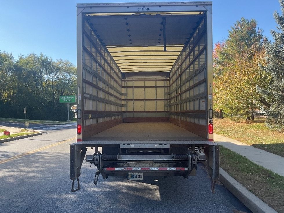 Medium Duty Box Truck-Light and Medium Duty Trucks-Freightliner-2019-M2-King Of Prussia-PA-143,461\n\t\tmiles-$ 53,750 - Image 8