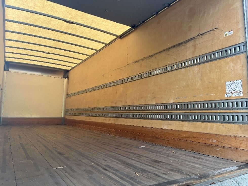 Medium Duty Box Truck-Light and Medium Duty Trucks-Freightliner-2019-M2-King Of Prussia-PA-37,569\n\t\tmiles-$ 68,000 - Image 12