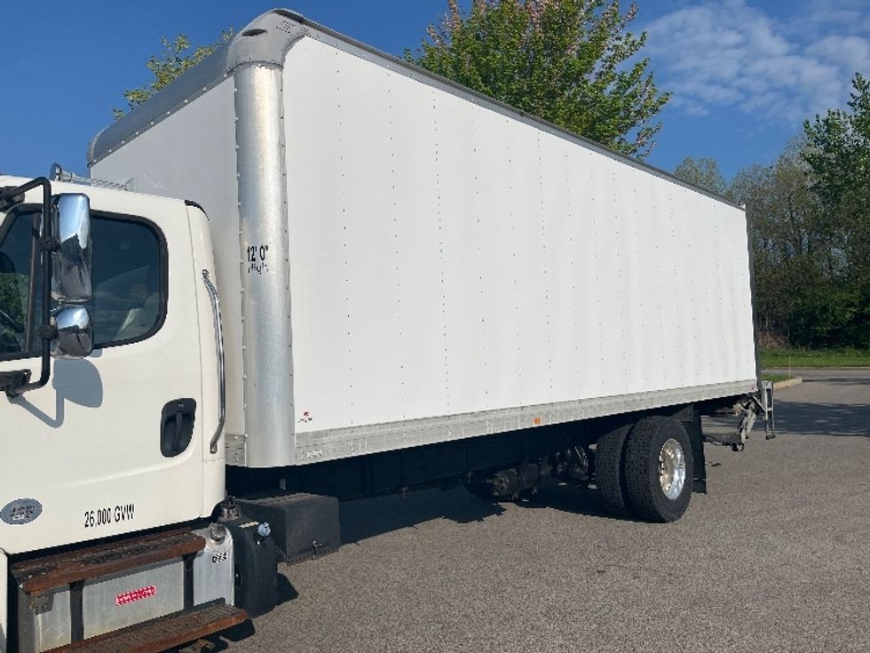 Medium Duty Box Truck-Light and Medium Duty Trucks-Freightliner-2019-M2-King Of Prussia-PA-37,569\n\t\tmiles-$ 68,000 - Image 25