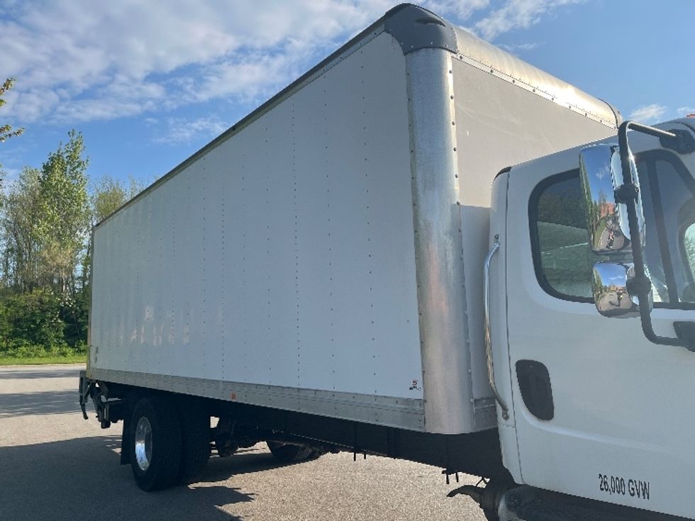 Medium Duty Box Truck-Light and Medium Duty Trucks-Freightliner-2019-M2-King Of Prussia-PA-37,569\n\t\tmiles-$ 68,000 - Image 26
