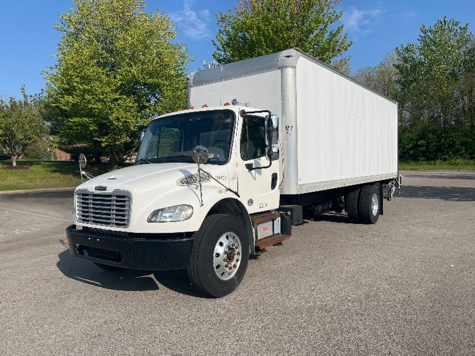 Medium Duty Box Truck-Light and Medium Duty Trucks-Freightliner-2019-M2-King Of Prussia-PA-37,569\n\t\tmiles-$ 68,000 - Image 3
