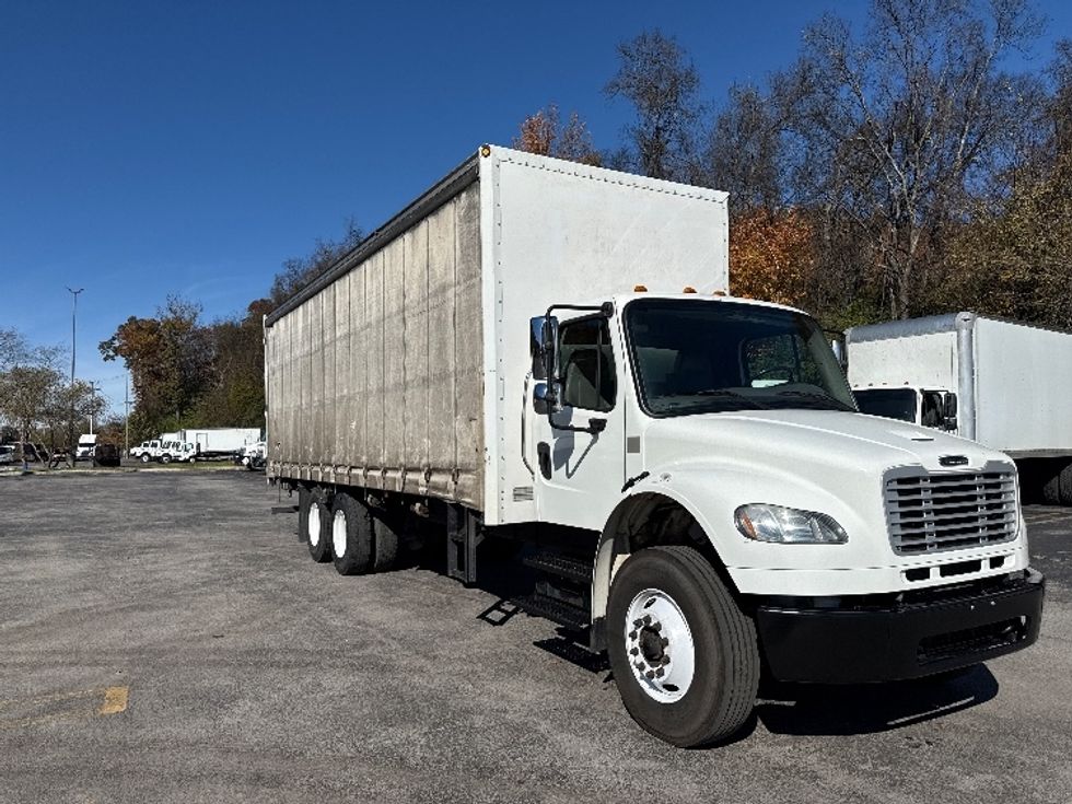 Medium Duty Box Truck-Light and Medium Duty Trucks-Freightliner-2019-M2-Knoxville-TN-319,853\n\t\tmiles-$ 32,750 - Image 1