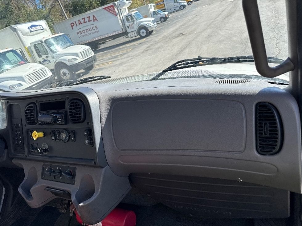 Medium Duty Box Truck-Light and Medium Duty Trucks-Freightliner-2019-M2-Knoxville-TN-319,853\n\t\tmiles-$ 32,750 - Image 20