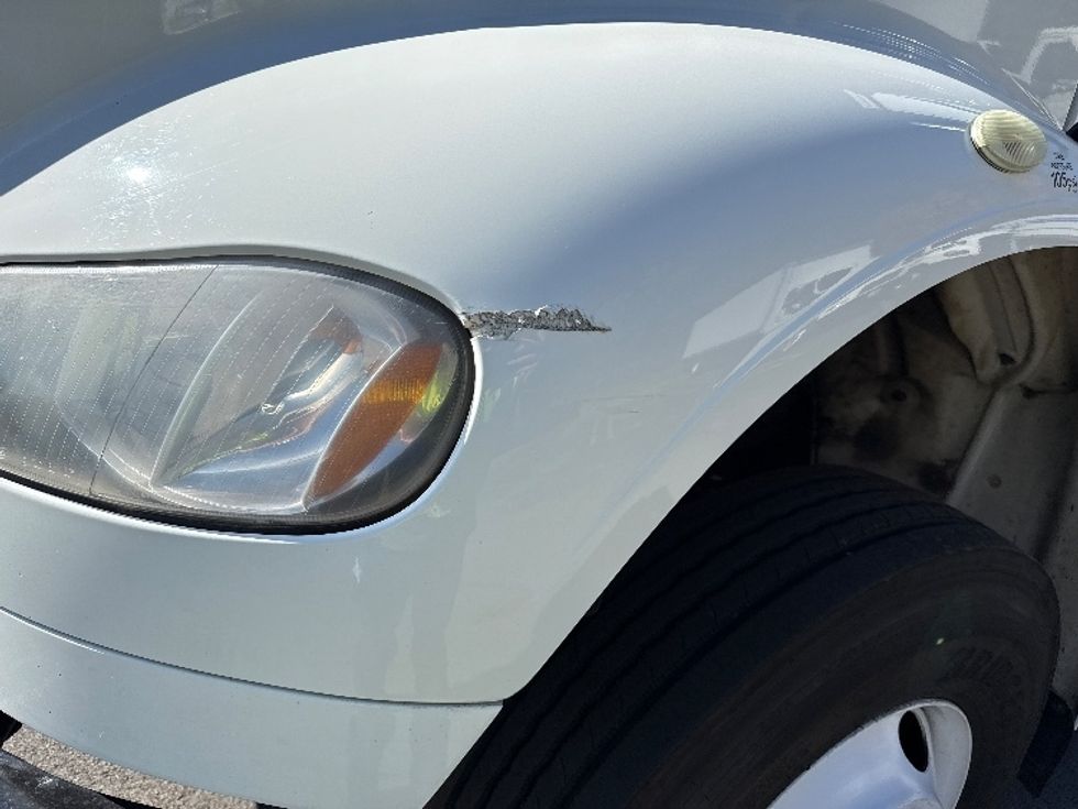 Medium Duty Box Truck-Light and Medium Duty Trucks-Freightliner-2019-M2-Knoxville-TN-319,853\n\t\tmiles-$ 32,750 - Image 24