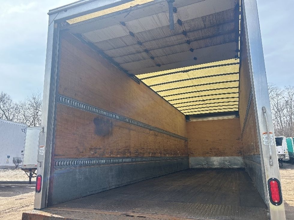 Medium Duty Box Truck-Light and Medium Duty Trucks-Freightliner-2019-M2-La Porte-IN-240,142\n\t\tmiles-$ 24,750 - Image 10