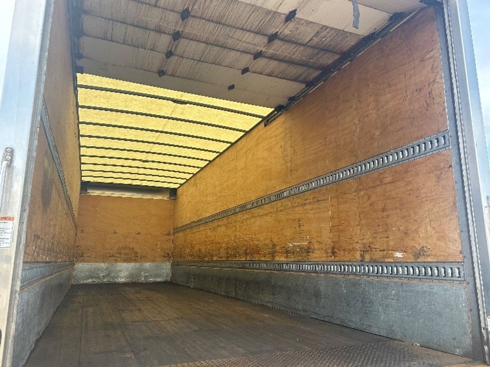 Medium Duty Box Truck-Light and Medium Duty Trucks-Freightliner-2019-M2-La Porte-IN-240,142\n\t\tmiles-$ 24,750 - Image 11