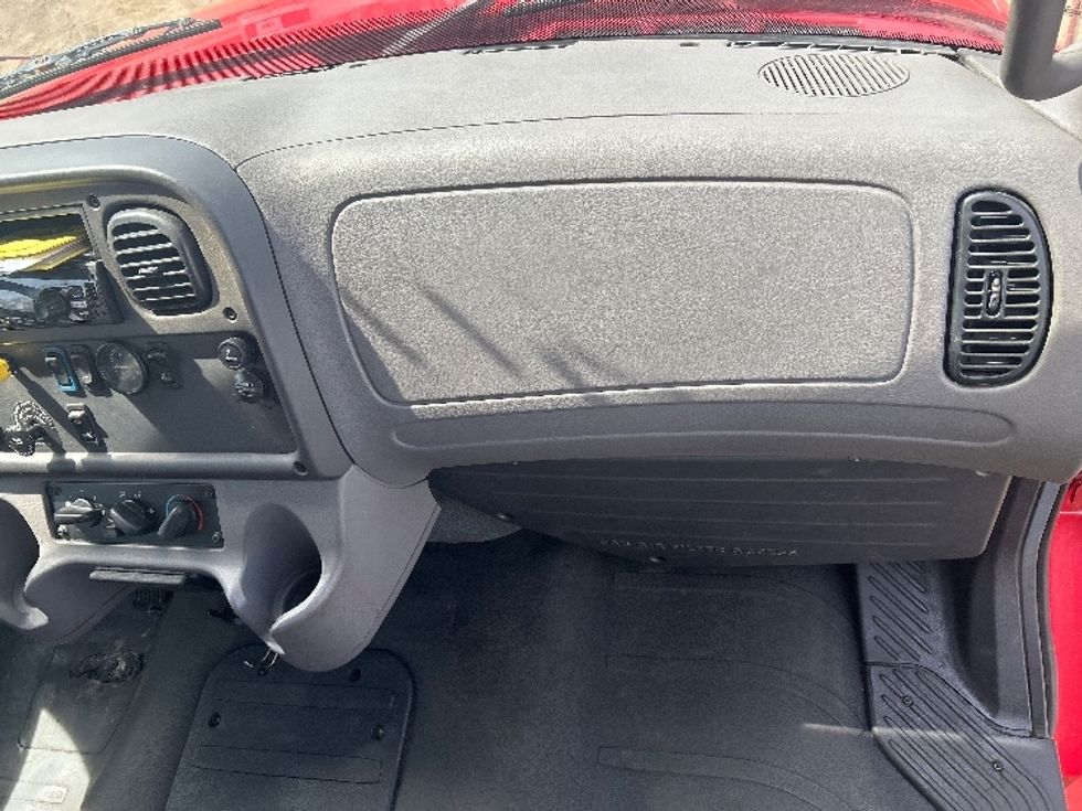 Medium Duty Box Truck-Light and Medium Duty Trucks-Freightliner-2019-M2-La Porte-IN-240,142\n\t\tmiles-$ 24,750 - Image 20