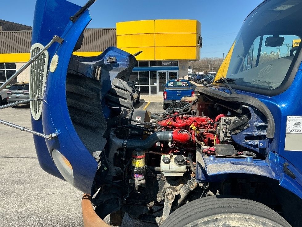 Medium Duty Box Truck-Light and Medium Duty Trucks-Freightliner-2019-M2-La Porte-IN-283,244\n\t\tmiles-$ 35,750 - Image 24