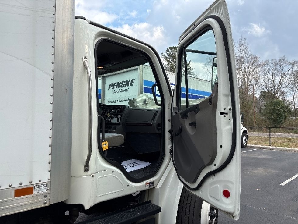 Medium Duty Box Truck-Light and Medium Duty Trucks-Freightliner-2019-M2-Ladson-SC-116,962\n\t\tmiles-$ 54,500 - Image 20
