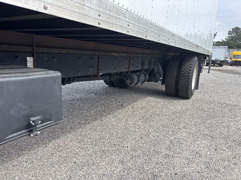 Medium Duty Box Truck-Light and Medium Duty Trucks-Freightliner-2019-M2-Ladson-SC-125,391\n\t\tmiles-$ 54,500 - Image 5