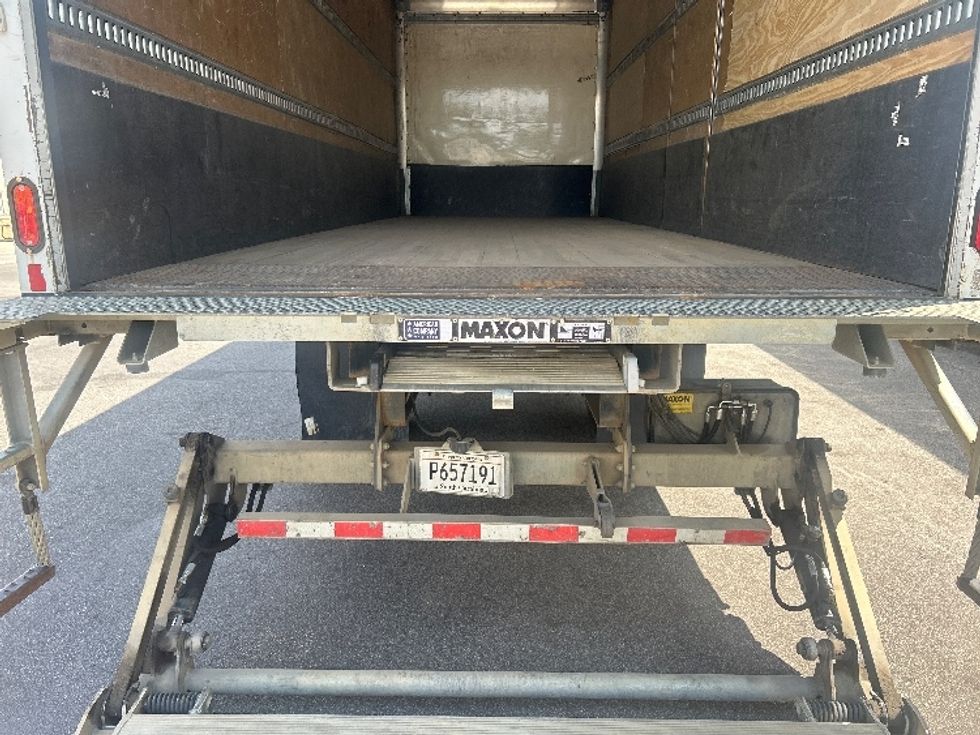 Medium Duty Box Truck-Light and Medium Duty Trucks-Freightliner-2019-M2-Ladson-SC-182,750\n\t\tmiles-$ 54,750 - Image 10