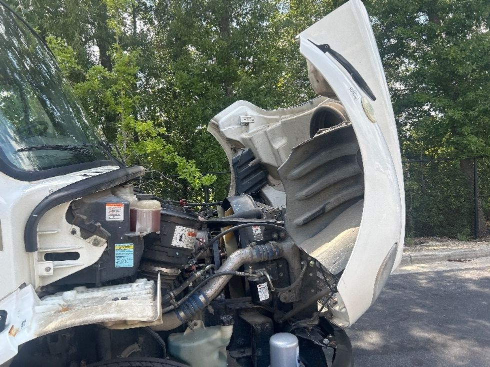 Medium Duty Box Truck-Light and Medium Duty Trucks-Freightliner-2019-M2-Ladson-SC-182,750\n\t\tmiles-$ 54,750 - Image 22
