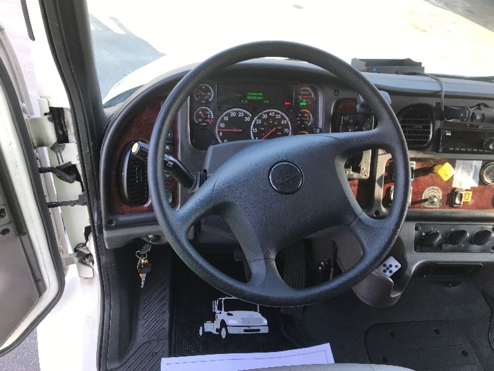 Medium Duty Box Truck-Light and Medium Duty Trucks-Freightliner-2019-M2-Ladson-SC-183,152\n\t\tmiles-$ 48,250 - Image 20