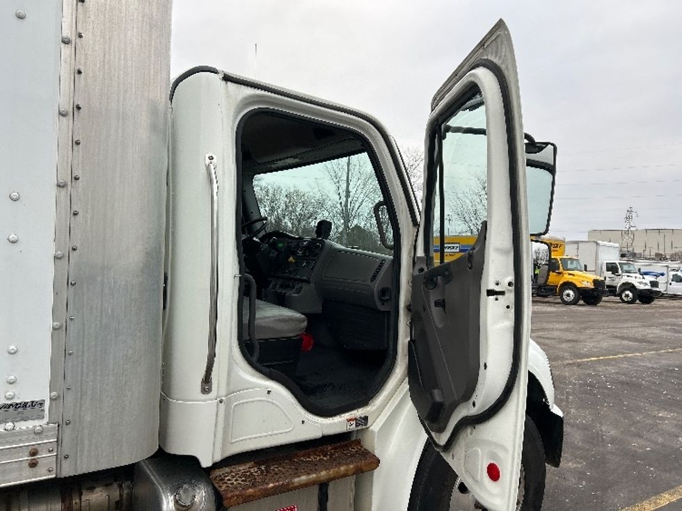 Medium Duty Box Truck-Light and Medium Duty Trucks-Freightliner-2019-M2-Lansing-MI-112,711\n\t\tmiles-$ 57,750 - Image 20