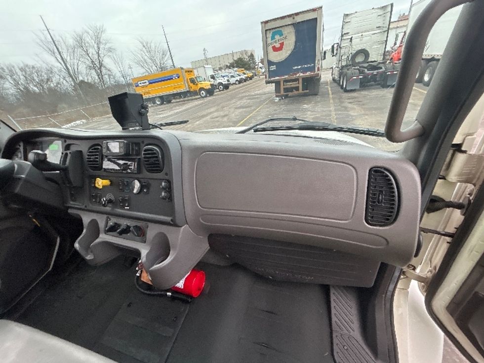 Medium Duty Box Truck-Light and Medium Duty Trucks-Freightliner-2019-M2-Lansing-MI-112,711\n\t\tmiles-$ 57,750 - Image 21