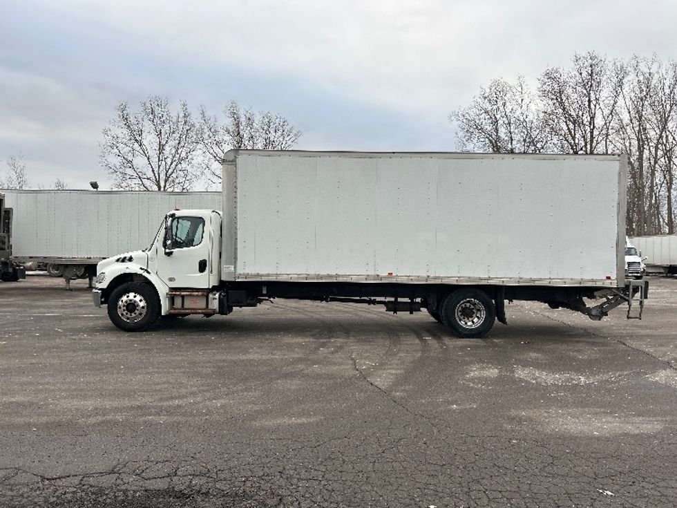 Medium Duty Box Truck-Light and Medium Duty Trucks-Freightliner-2019-M2-Lansing-MI-112,711\n\t\tmiles-$ 57,750 - Image 4