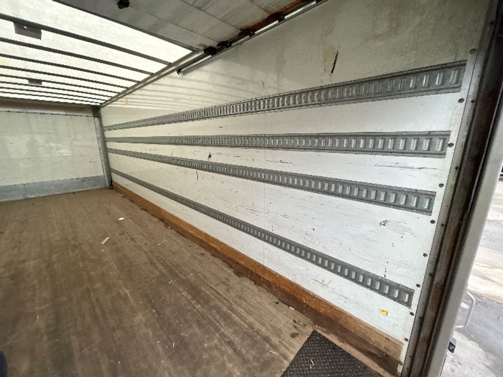 Medium Duty Box Truck-Light and Medium Duty Trucks-Freightliner-2019-M2-Lansing-MI-122,457\n\t\tmiles-$ 56,750 - Image 12