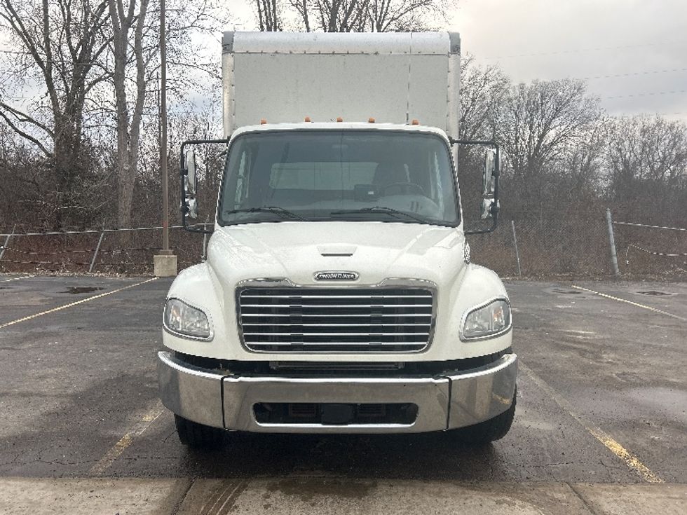 Medium Duty Box Truck-Light and Medium Duty Trucks-Freightliner-2019-M2-Lansing-MI-122,457\n\t\tmiles-$ 56,750 - Image 2